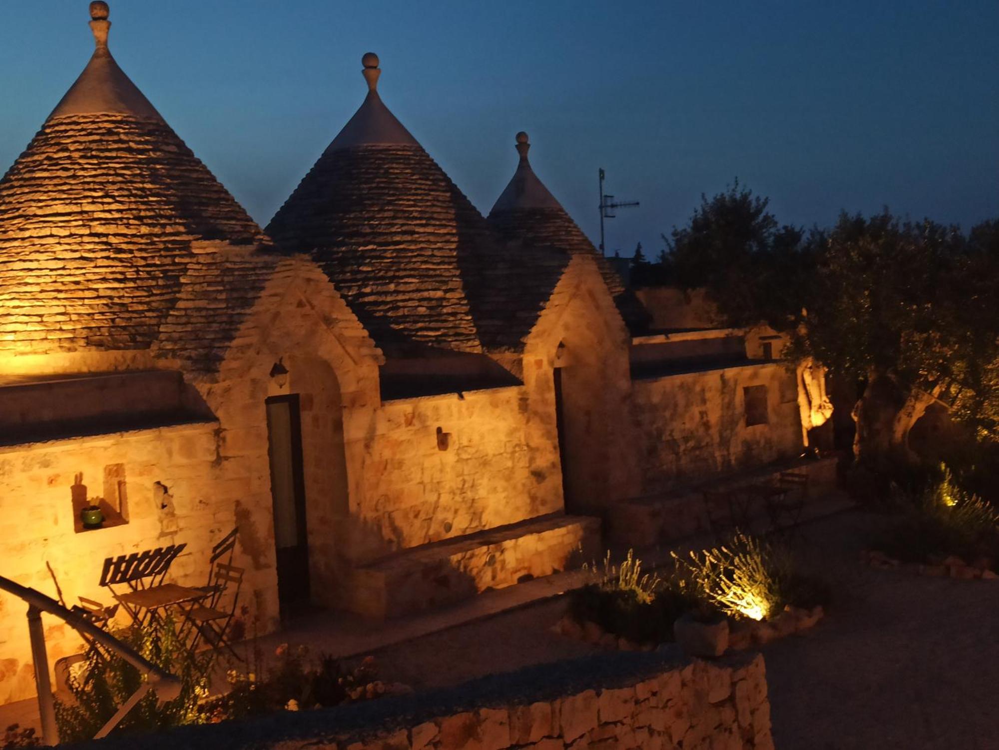 Trulli Don Pietro Guest House Castellana Grotte Exterior photo
